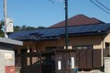 野上会館の太陽光発電システムの写真