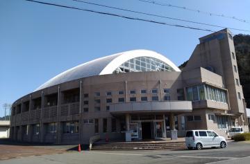 西浅井　体育館