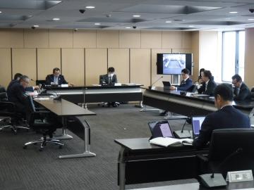 産業建設常任委員会の様子