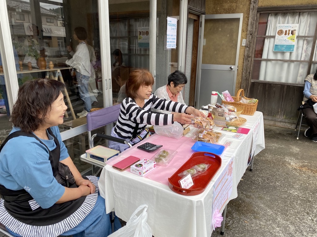 KUUTAMO展販売会の様子の写真