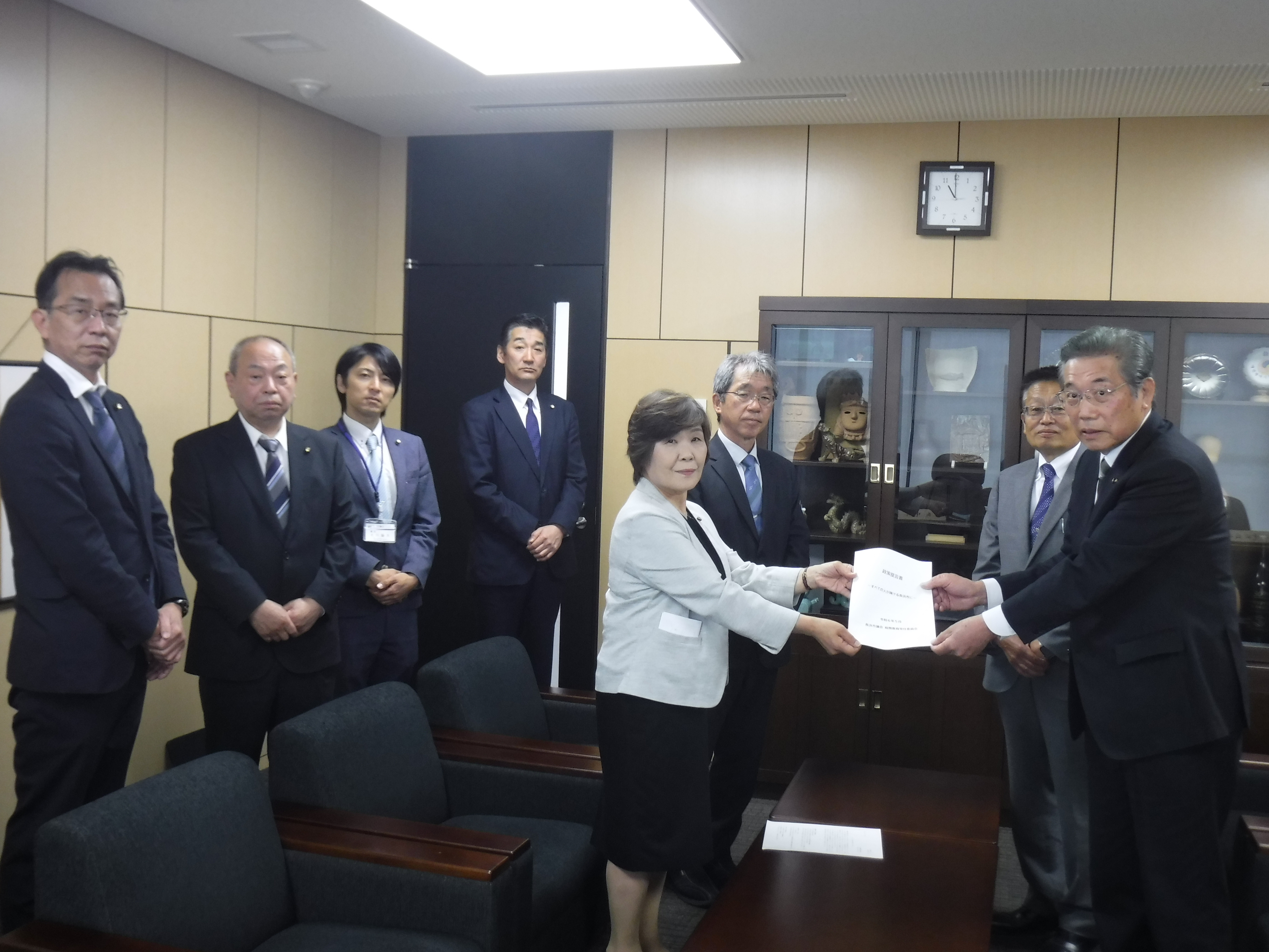 総務教育常任委員会陳情の様子
