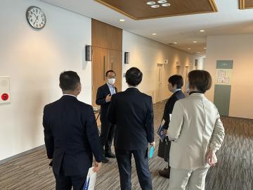 視察の様子