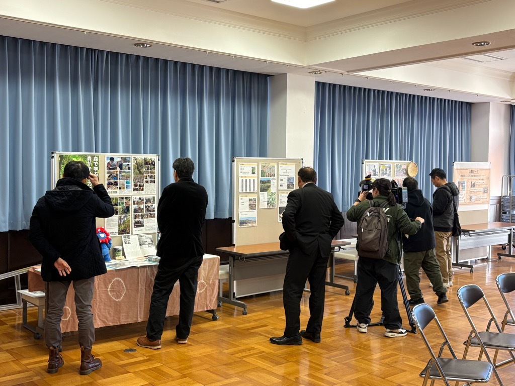 活動報告会の様子01