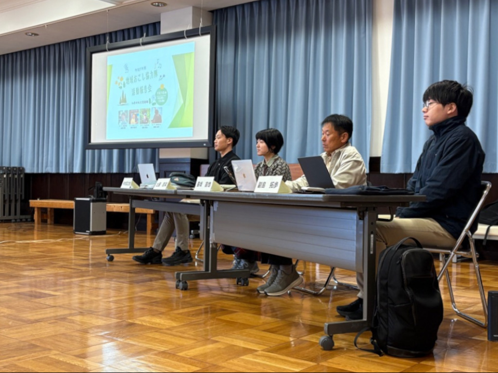 活動報告会の様子02