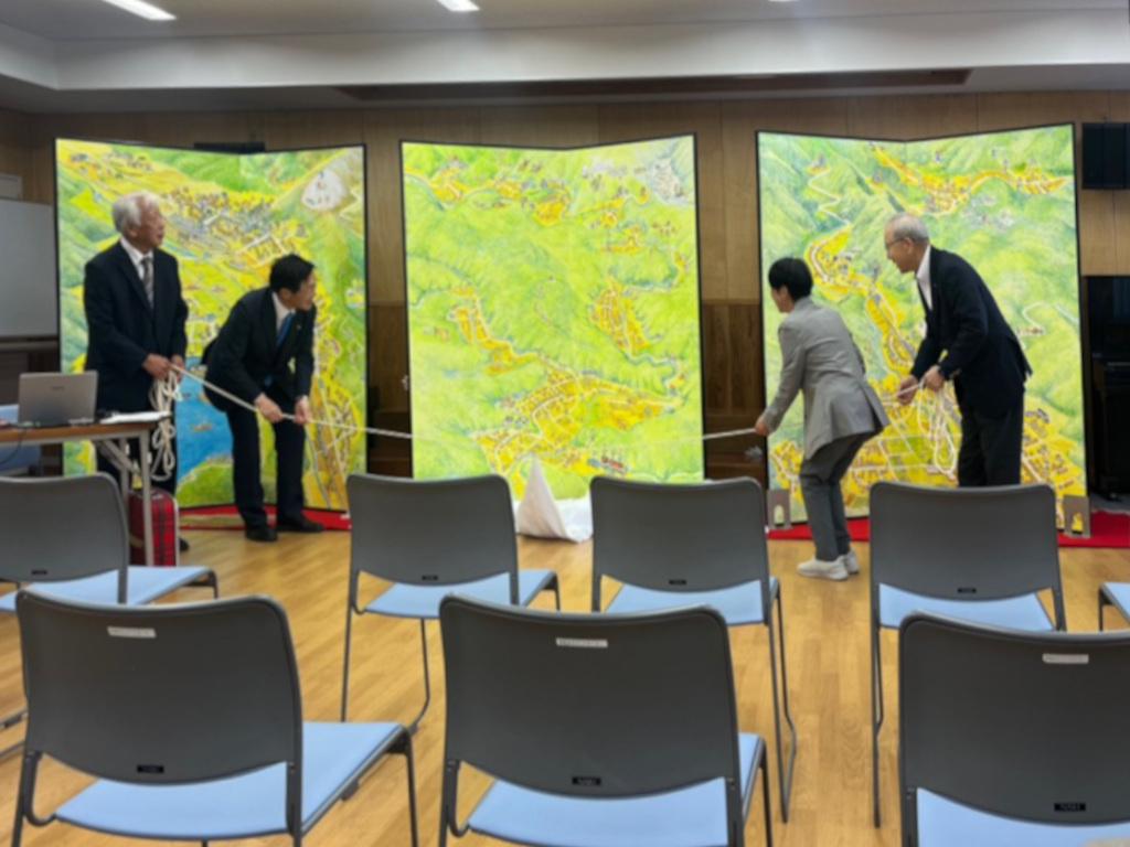 ふるさと屏風お披露目式