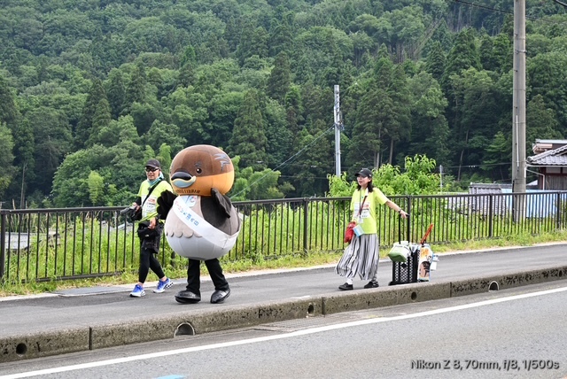 西浅井町内を歩く野洲のおっさん_02