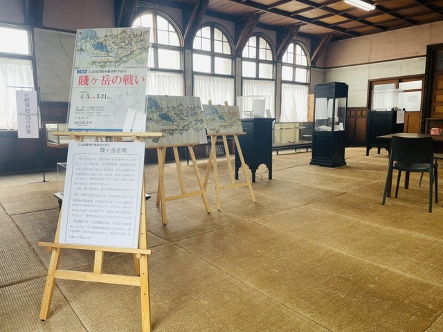 江北図書館内展示_01