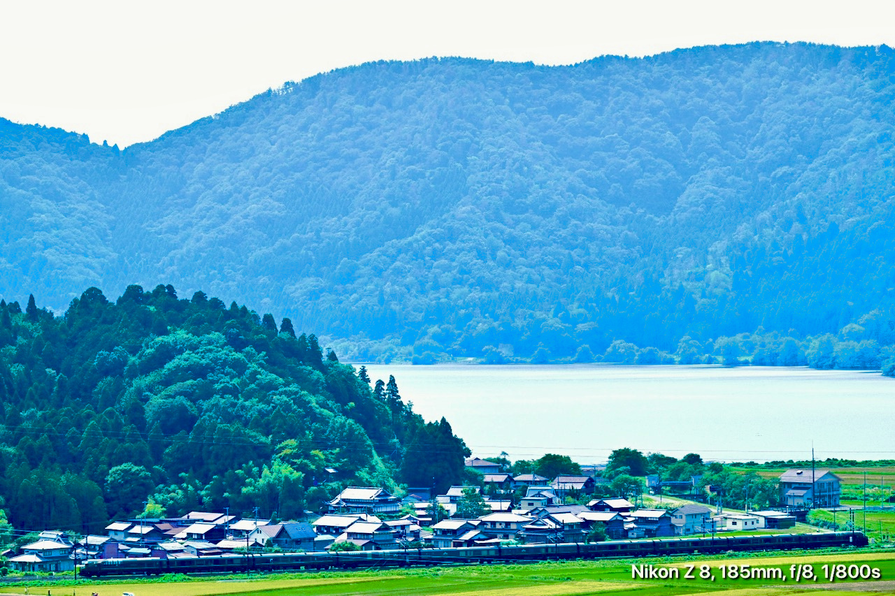 余呉湖と瑞風