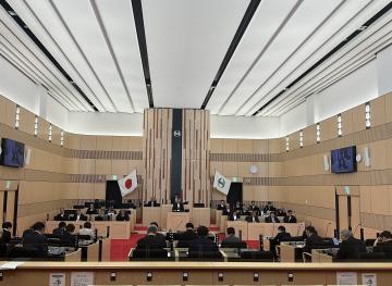 本会議の様子